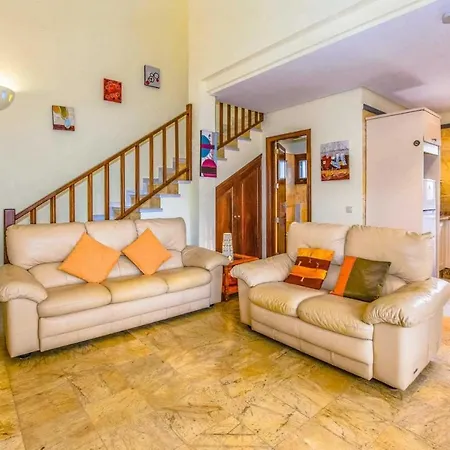 Casa Hermosa Vila *